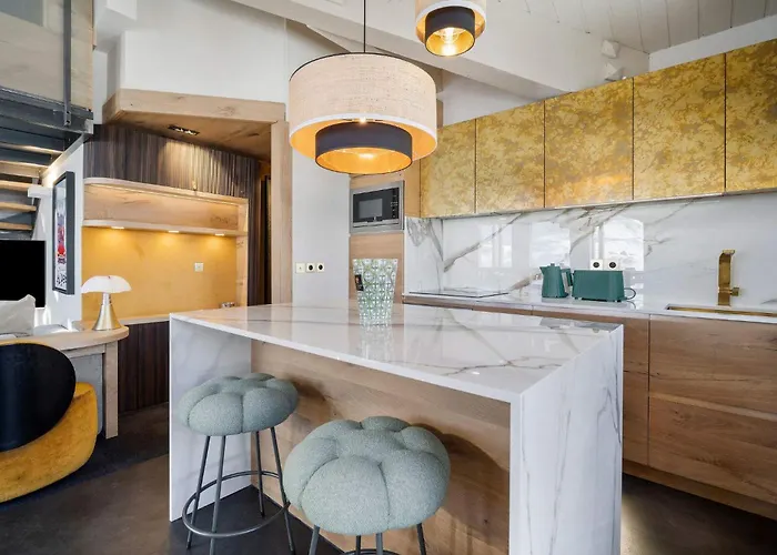 Apartmán Luxury 4br With Fireplace & Private Parking - *